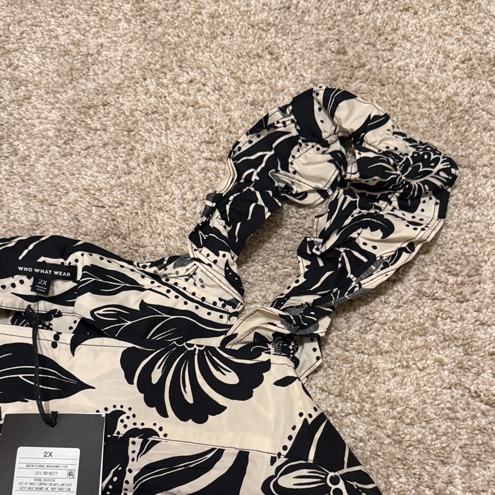 Who What Wear Floral Backless Dress in Black and Cream - Picture 3 of 5